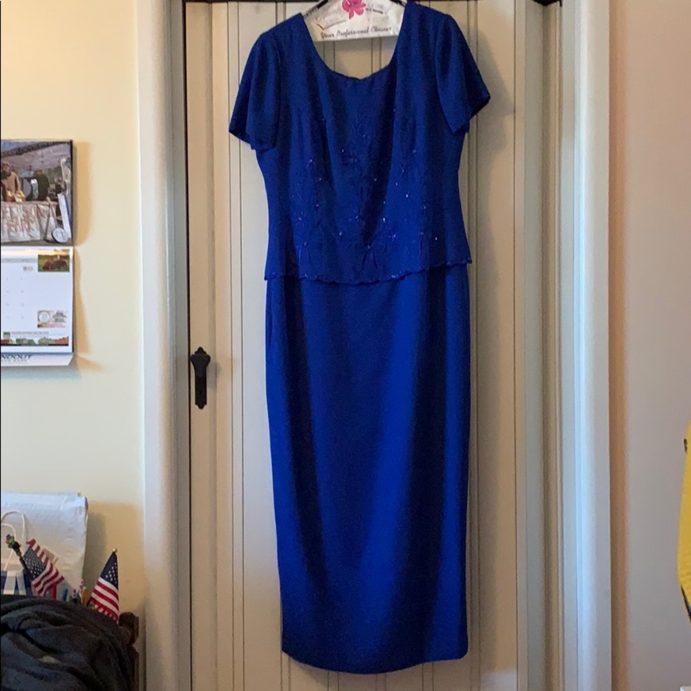 R&M Richards Formal dress. Royal Blue Size 14